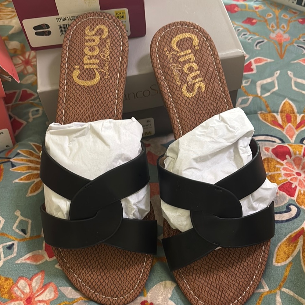 Circus by Sam Edelman Black Women's Sandals